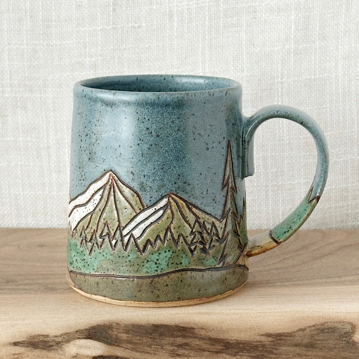 Fox mug, no. 5 - left orientation (10 oz)